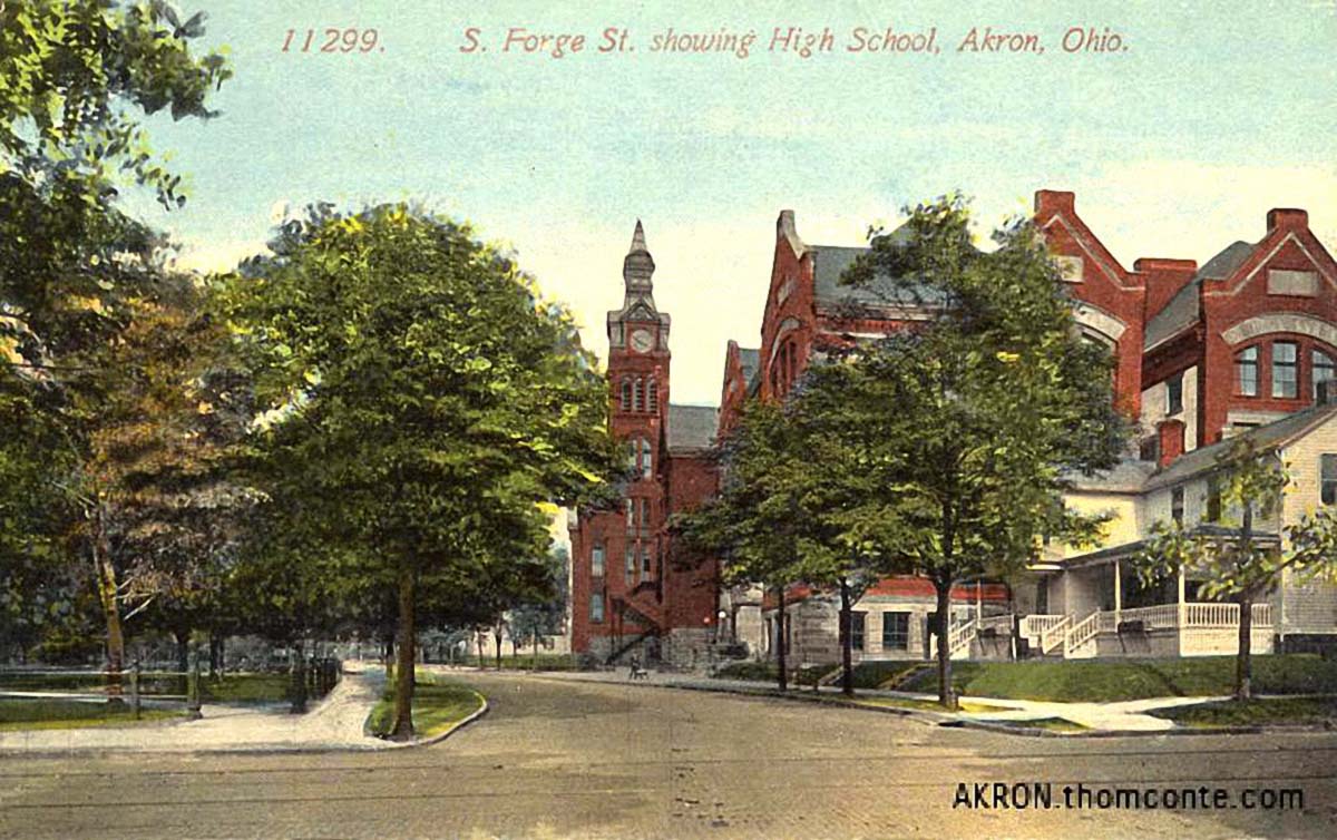 Akron, Ohio. South Forge Street showing High School