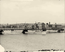 Albany. Panorama of railway bridge, 1900
