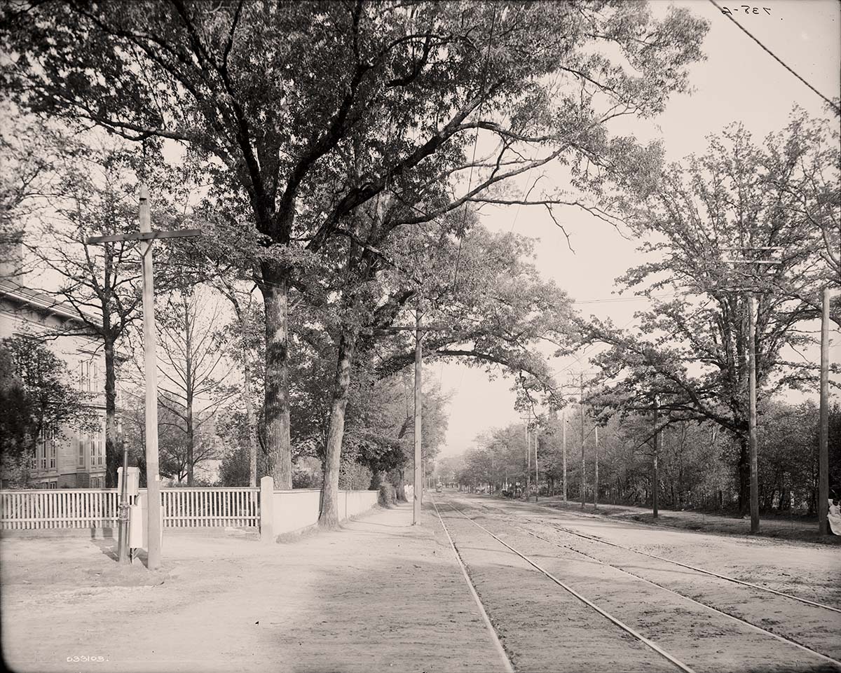 Augusta, Georgia. Residence on Walton Way, Summerville, between 1890 and 1910