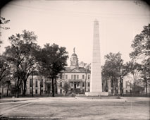 Augusta. Richmond County Courthouse and Independence Monument, 1903