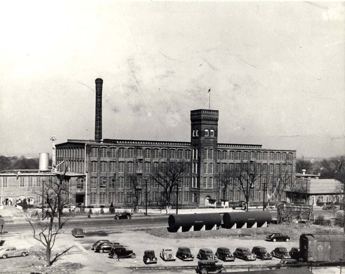 Birmingham, Alabama. Avondale Cotton Mills, 1st Avenue and 39th Street, 1935