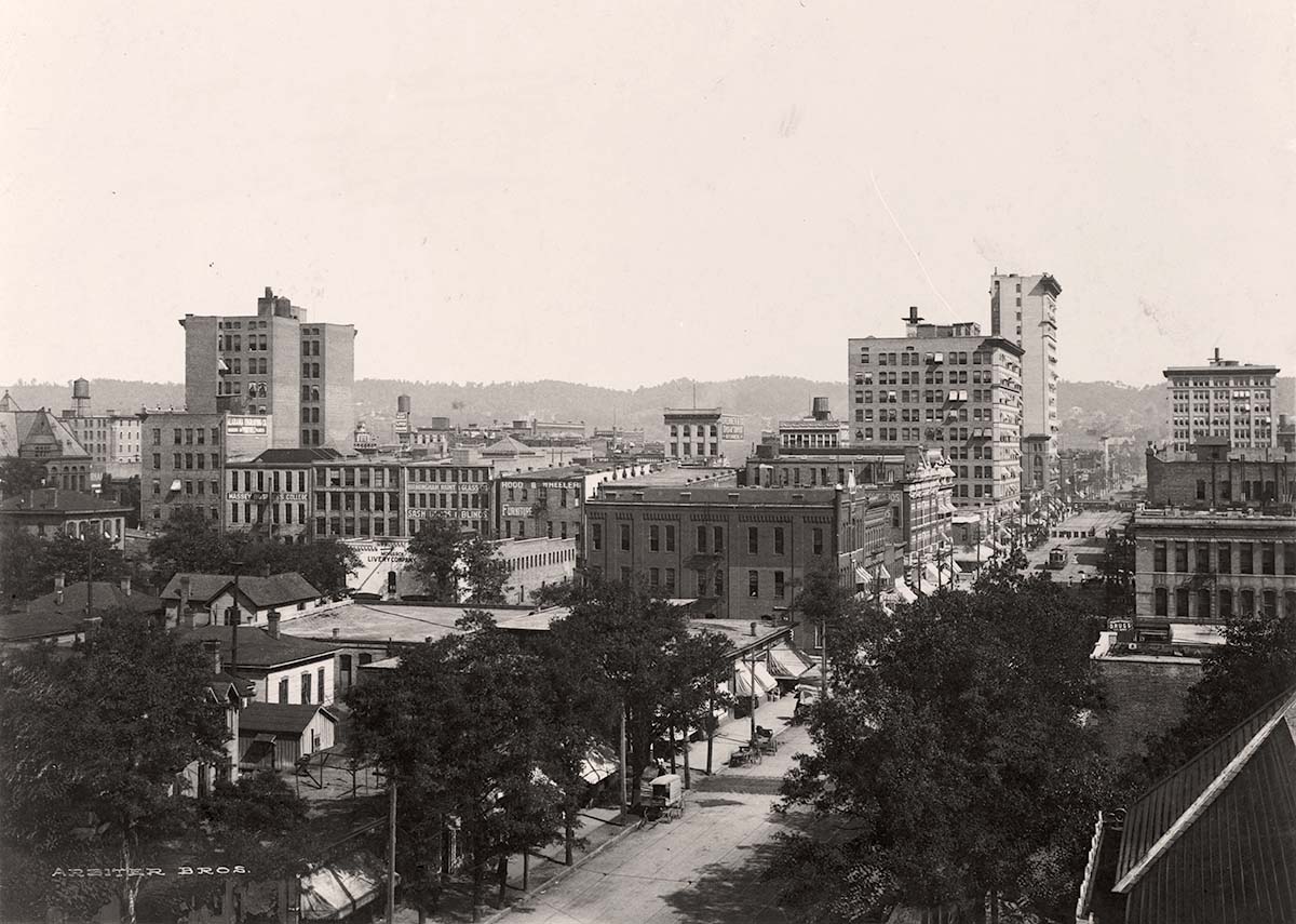 Birmingham, Alabama. Bird's-eye view, business section, between 1890 and 1910