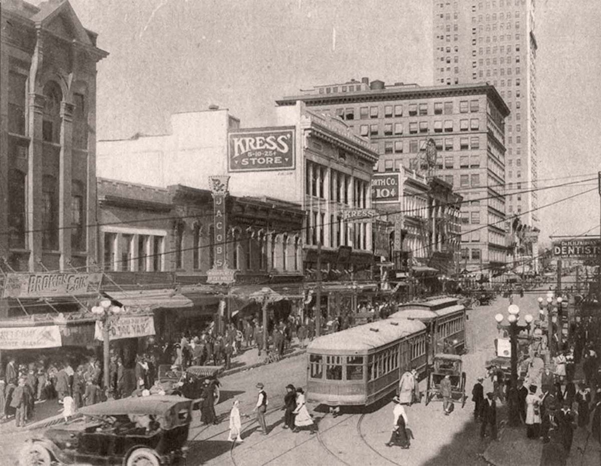 Birmingham, Alabama. Panorama of city, 1915