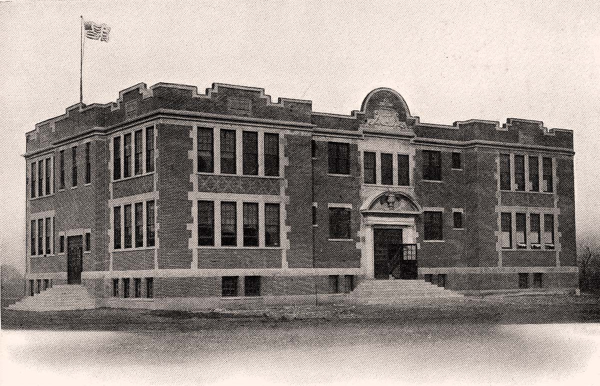Birmingham, Alabama. Schools - Elyton School located at Broad Street and the northwest corner of Tuscaloosa Avenue, 1910
