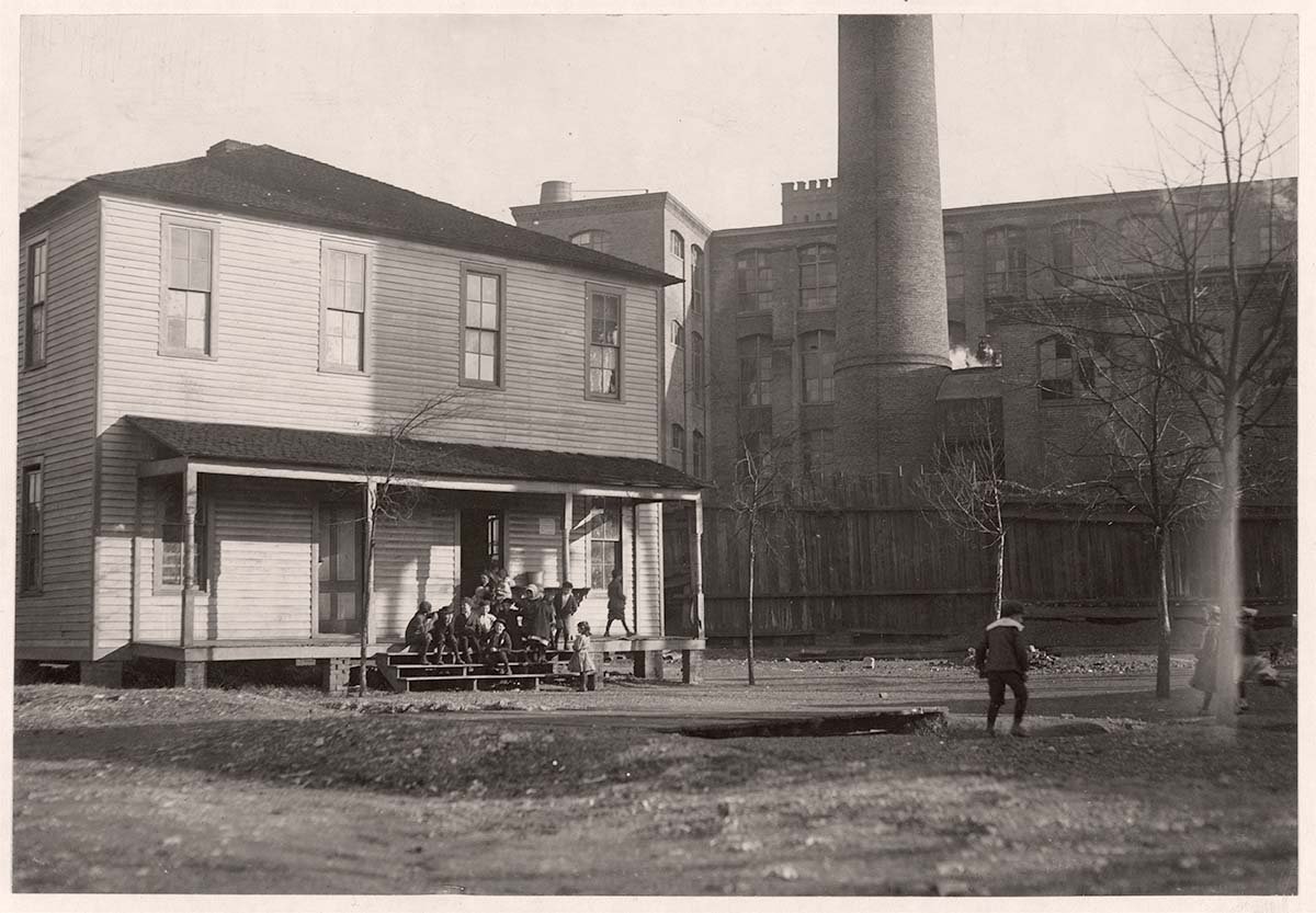 Birmingham, Alabama. Schools - 'Mill School' at Avondale, 1910