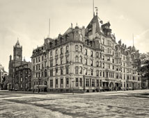 Boston. Hotel Vendome at corner Dartmouth Street and Commonwealth Avenue, 1900