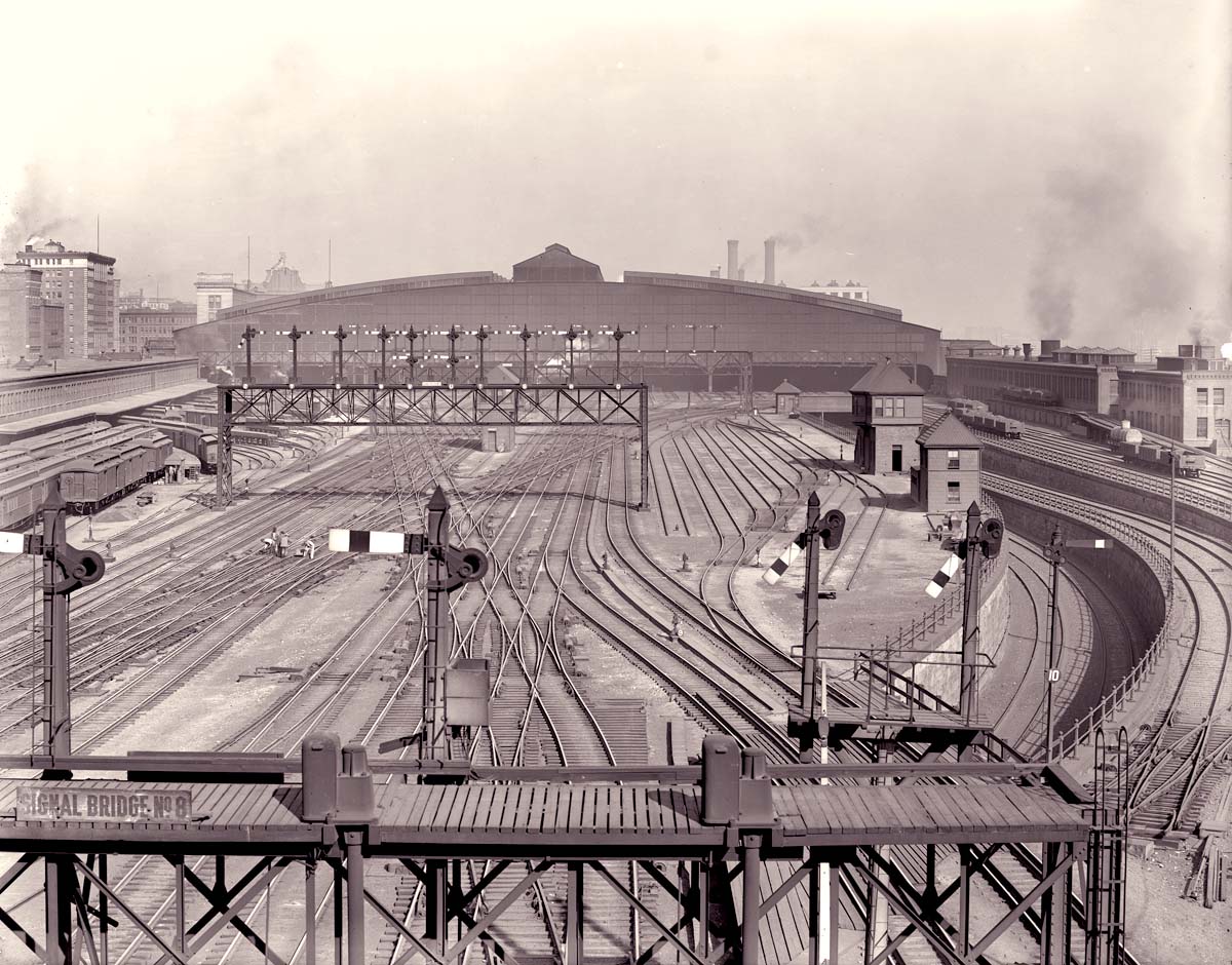 Boston. Yard and tracks of South Terminal Station, 1904