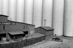 Cedar Rapids. Elevators at Quaker Oats plant, 1941