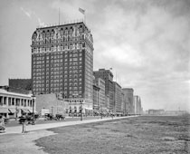 Chicago. Michigan Avenue - Blackstone Hotel and Grant Park, circa 1918