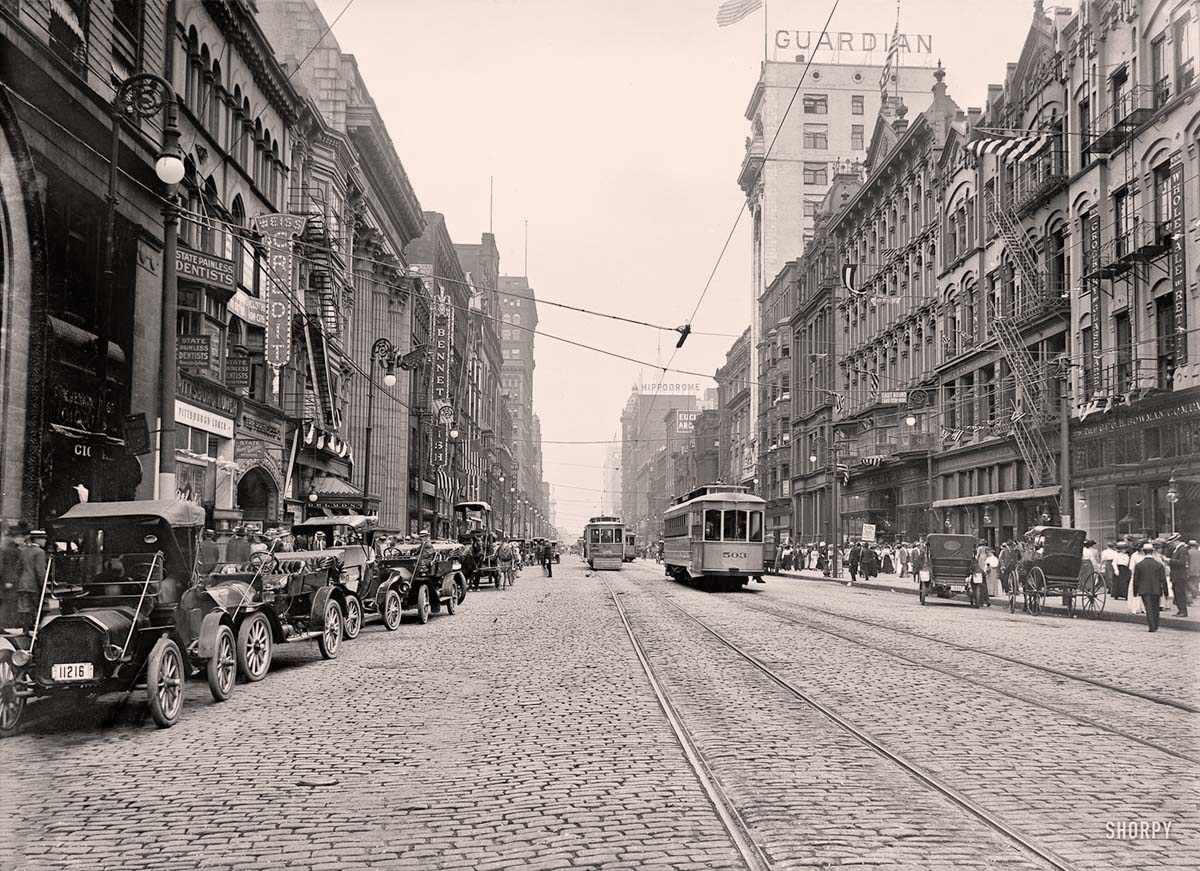Cleveland. Euclid Avenue, 1911