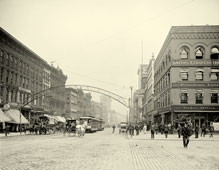 Columbus. High Street, between 1900 and 1910