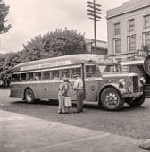 Columbus. Washington Court House, Passenger boarding Greyhound bus, 1943