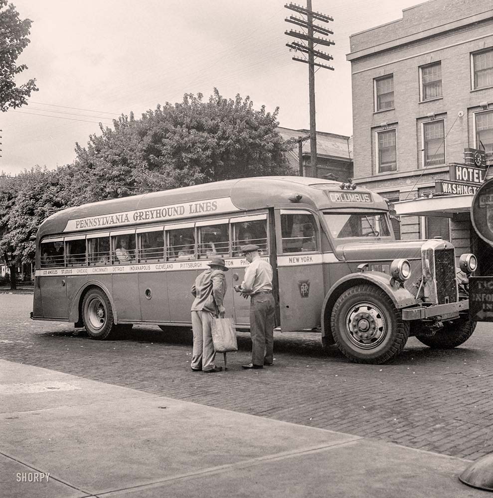 Columbus, Ohio. Washington Court House, Passenger boarding Greyhound bus, 1943