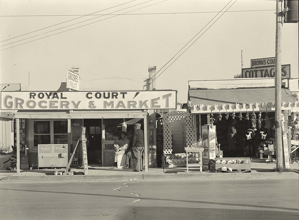 Corpus Christi. Stores in North Beach, 1939