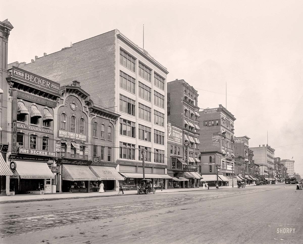 Detroit, Michigan. Woodward Avenue, Mather Block, 1908