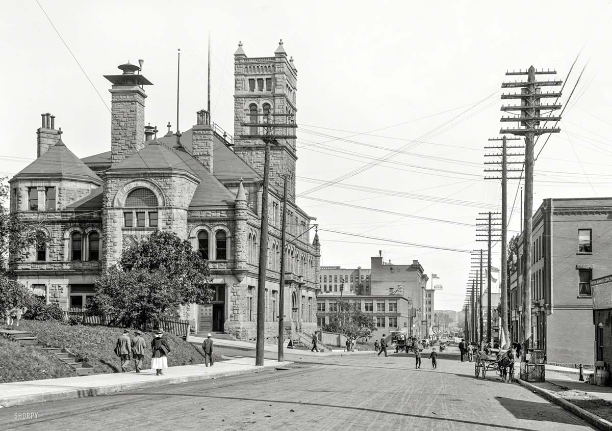 Duluth. Post office and First Street, circa 1910