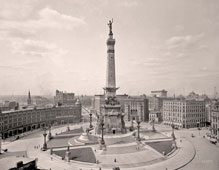 Indianapolis. Soldiers and Sailors Monument on Monument Circle, 1907