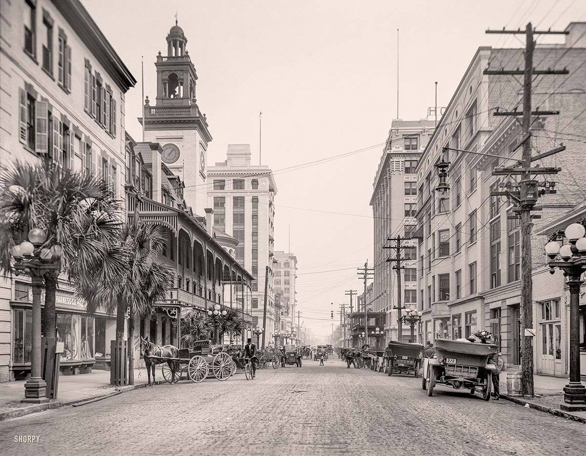 Jacksonville, Florida. Forsyth Street, looking east, circa 1910