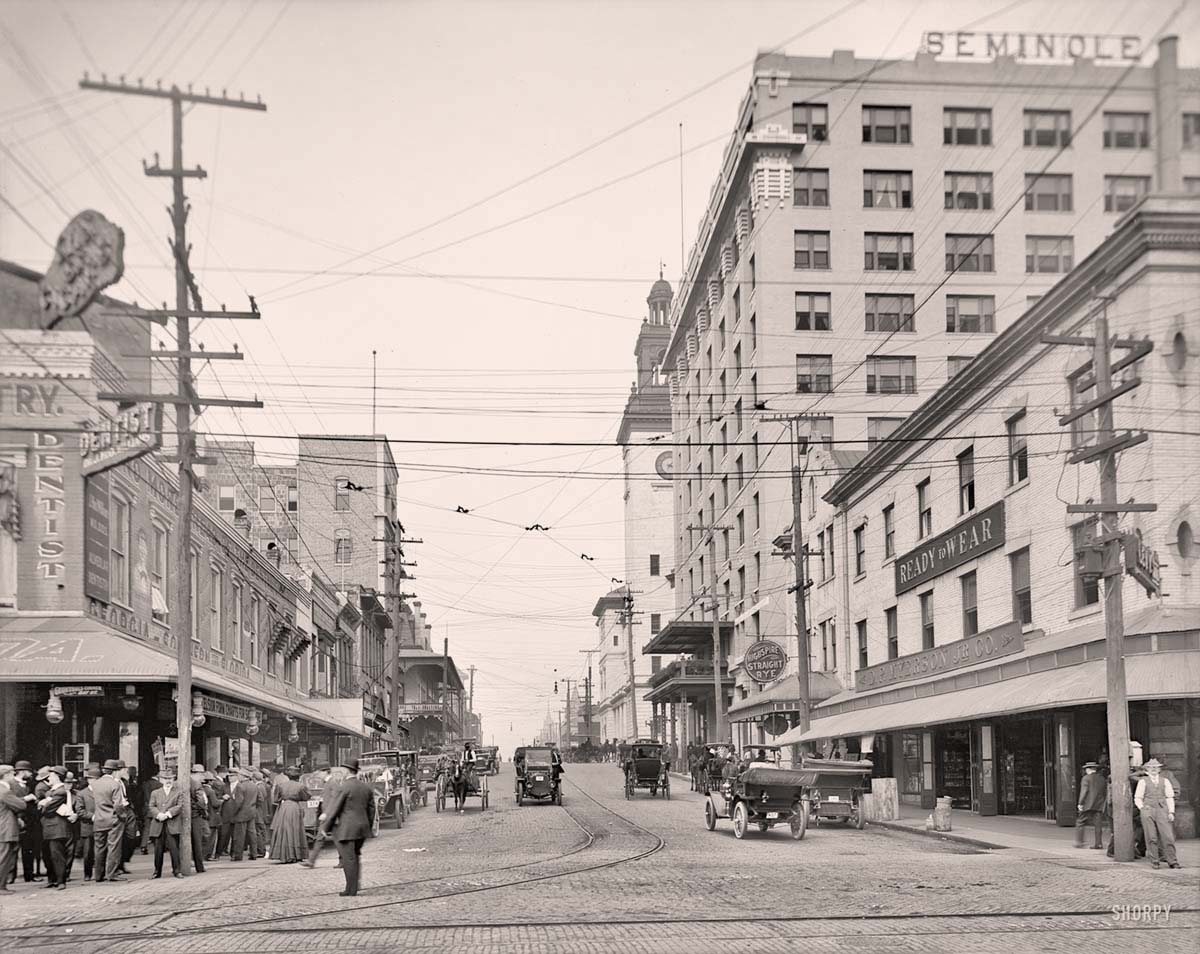 Jacksonville, Florida. Hogan Street, circa 1910