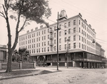 Jacksonville. Hotel Aragon, Forsyth and Julia streets, circa 1905