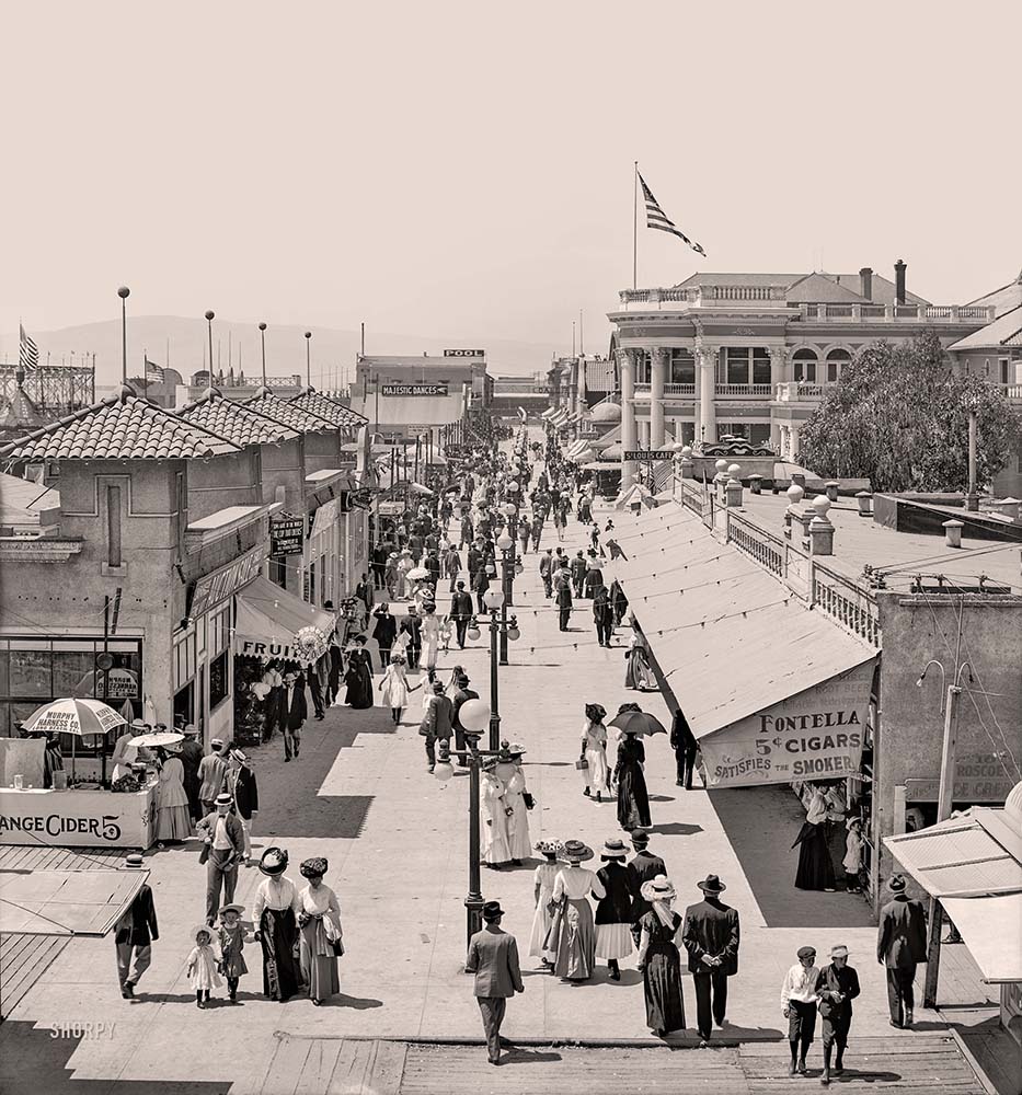 Long Beach, California. Pike - Walk of a Thousand Lights, circa 1910
