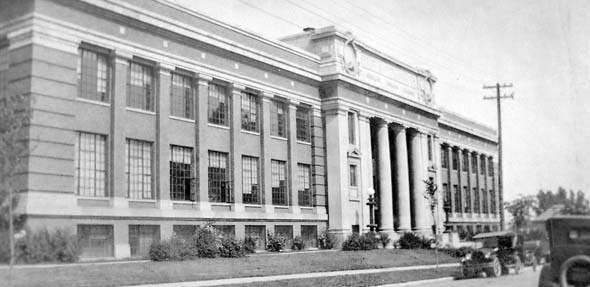 Peoria. High School, 1917