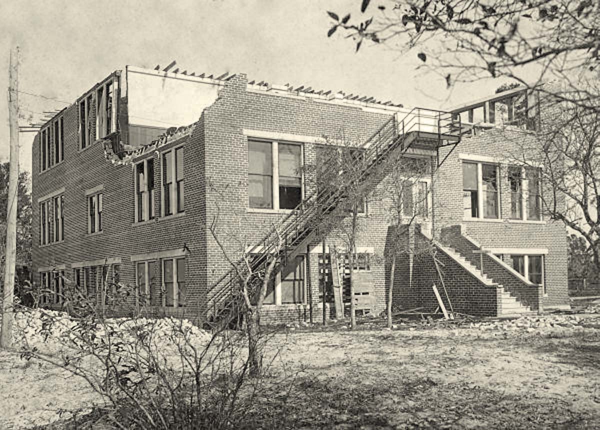 Safety Harbor. Public School, 1921