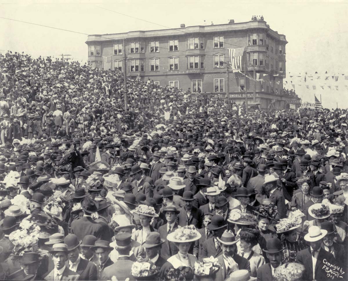Seattle, Washington. Large crowd on 2nd Avenue and Virginia Street, 1908
