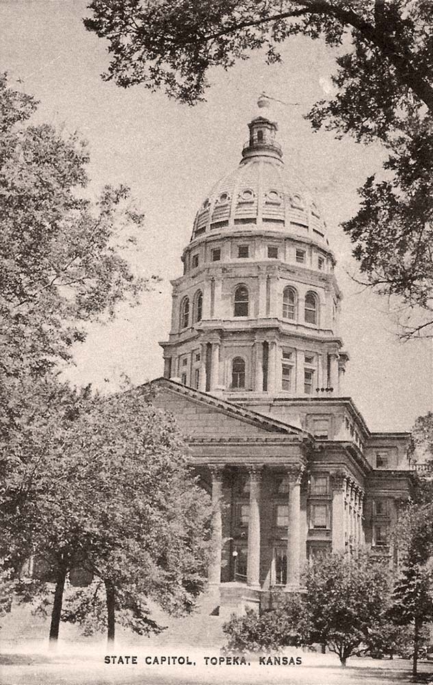 Topeka, Kansas. State Capitol, 1940s