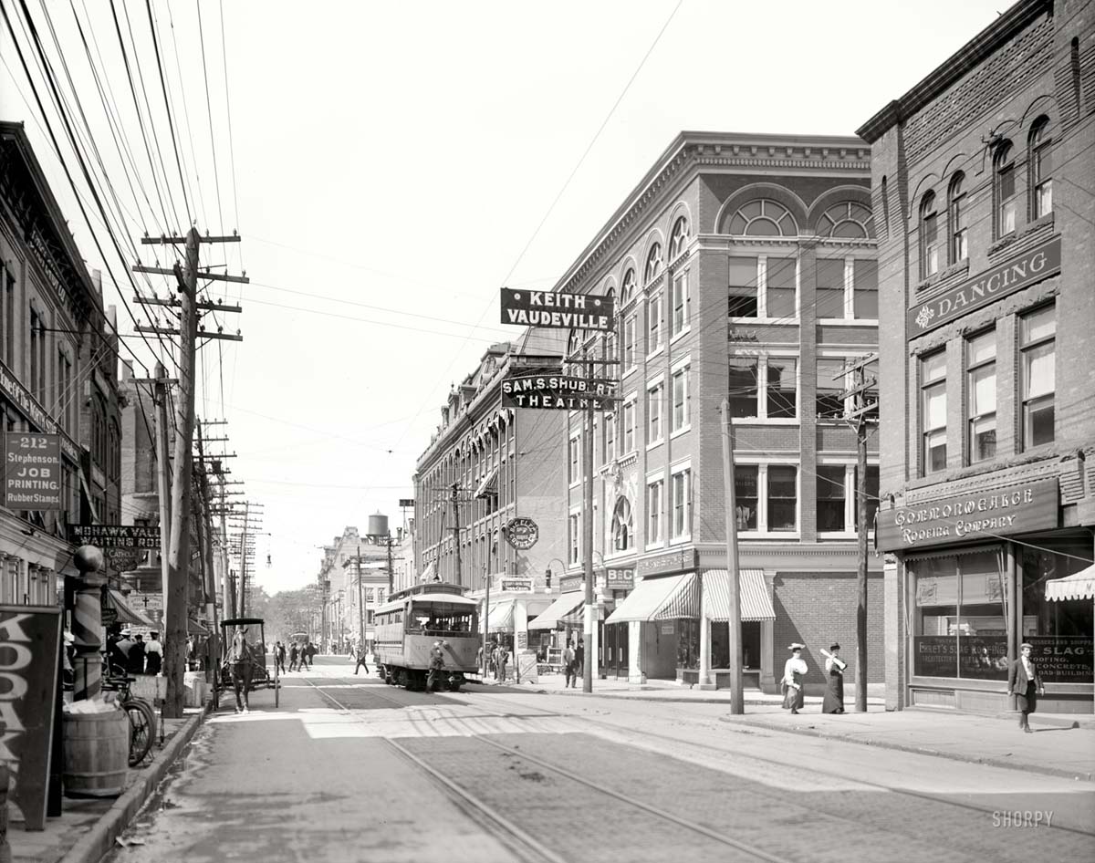 Utica. Bleecker Street, circa 1910