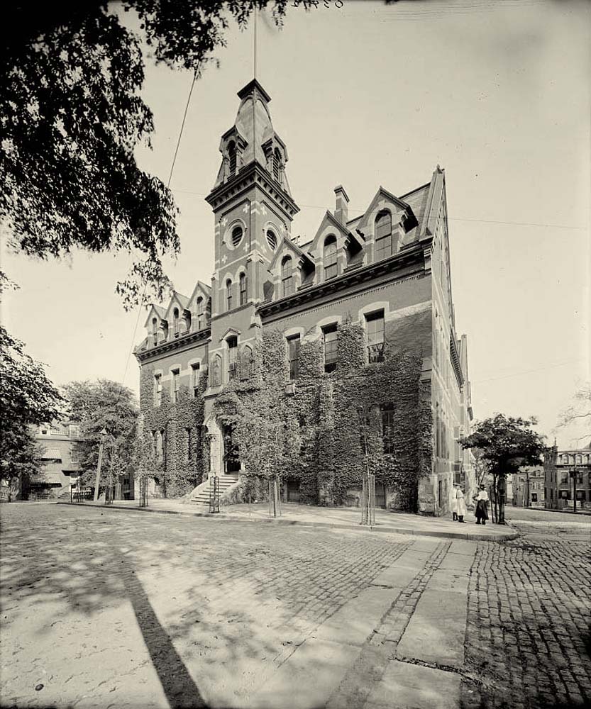 Albany, New York. High school, 1900