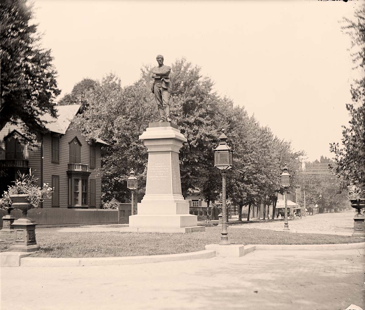 Alexandria, Virginia. Confederate Monument on Washington Street, circa 1920
