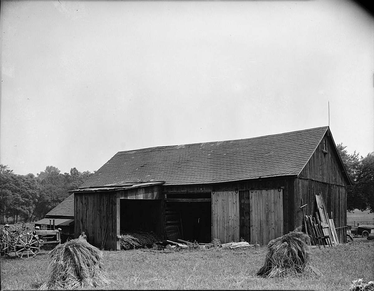 Allentown, Pennsylvania. Wood Barn, 1933