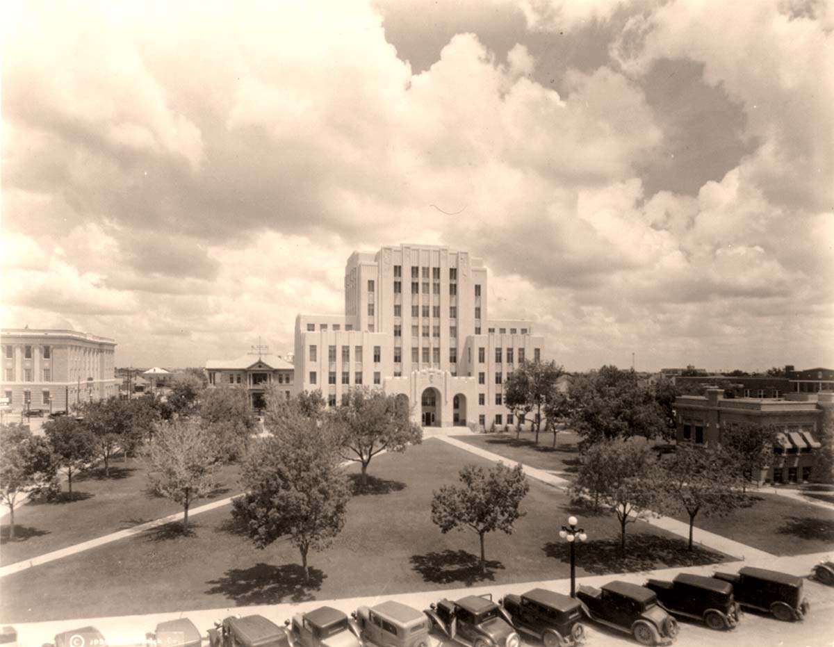 Amarillo. Potter County courthouse, circa 1934