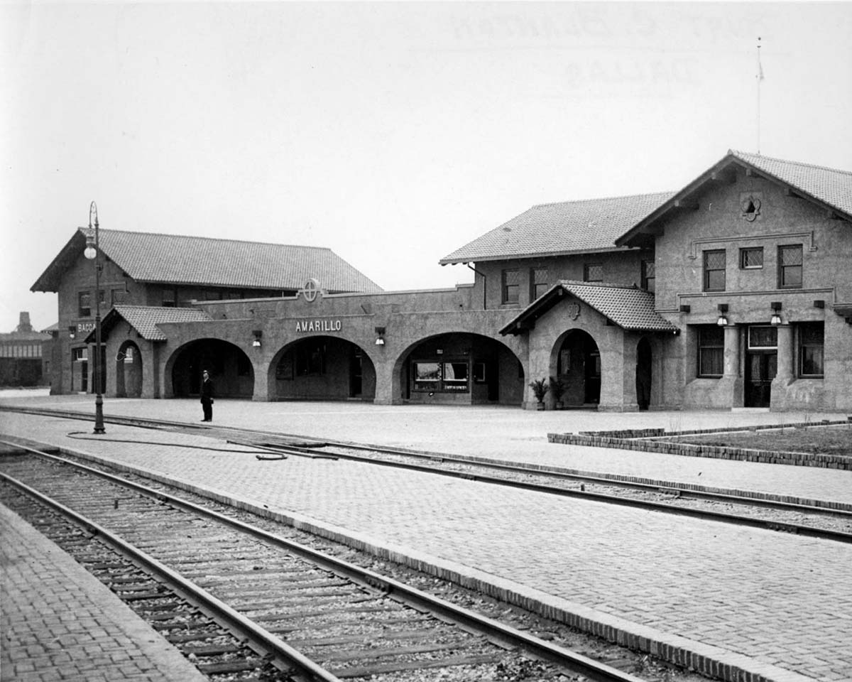 Amarillo. Sante Fe Train Depot, 1960s