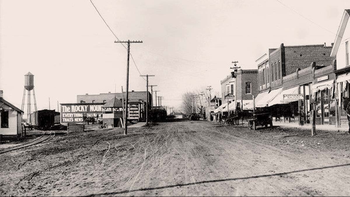 Arvada, Colorado. Looking west on Grandview Ave. Main Street, 1908