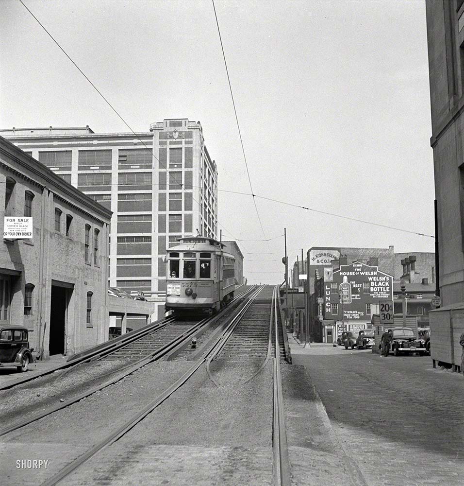 Baltimore. Elevated trolley, April 1943
