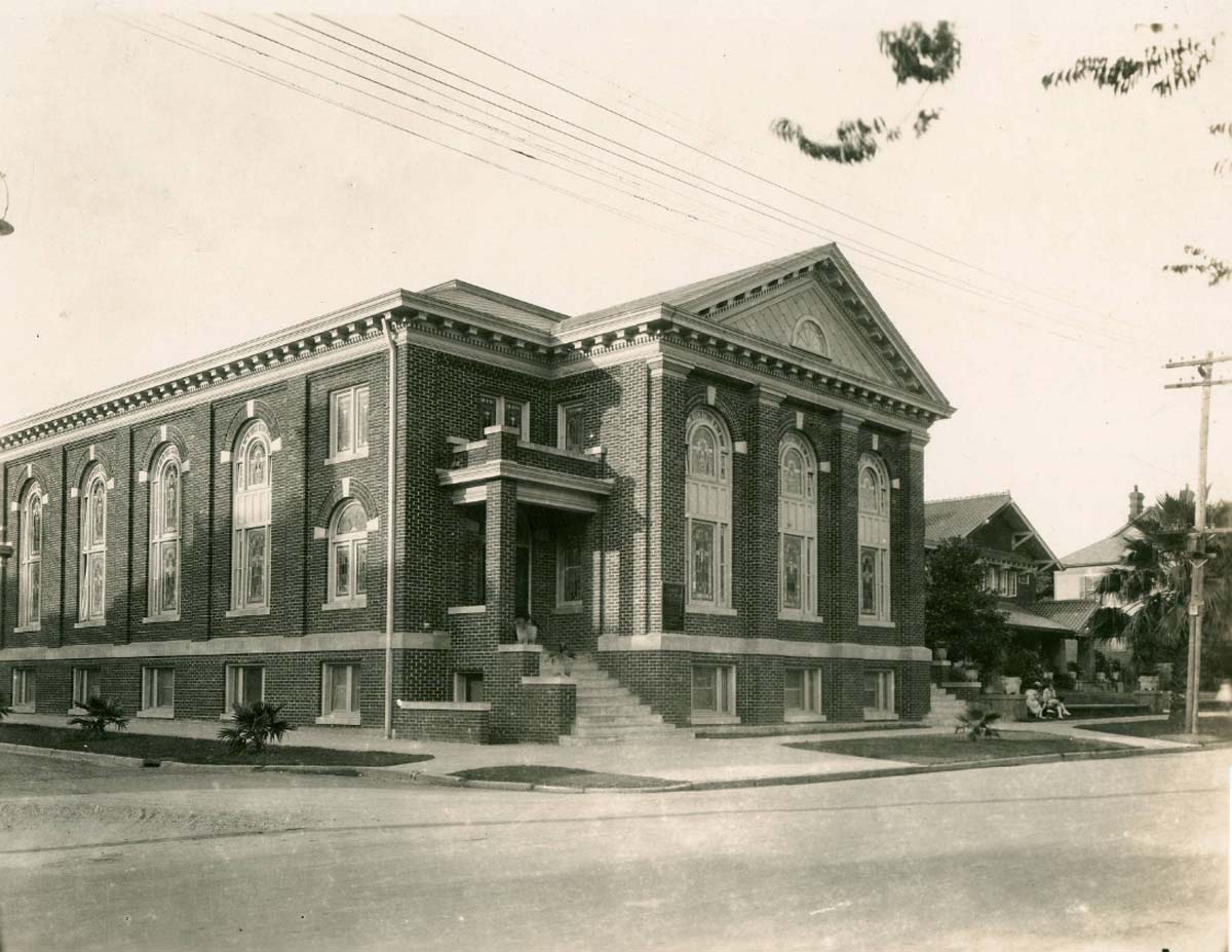 Baton Rouge. First Baptist Church, 501 Convention Street, 1927