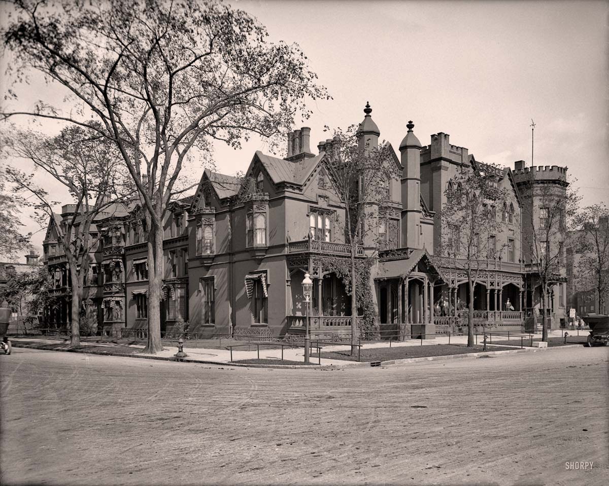 Buffalo, New York. Castle Inn, circa 1908