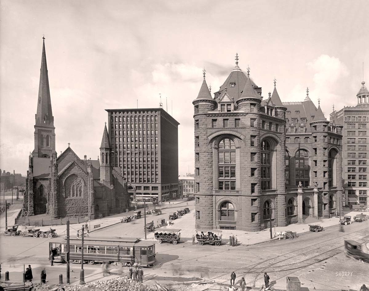 Buffalo, New York. Shelton Square - Prudential Building, Erie County Savings Bank, circa 1908