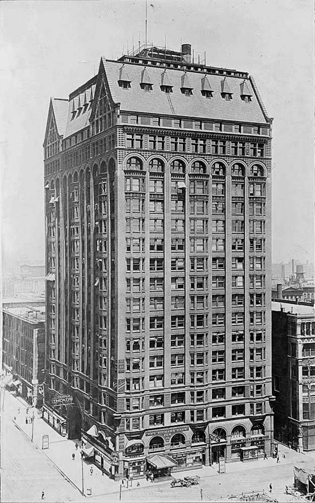 Chicago. The building of masonic temple, circa 1900