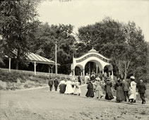 Cincinnati. Coney Island, entrance, between 1900 and 1915