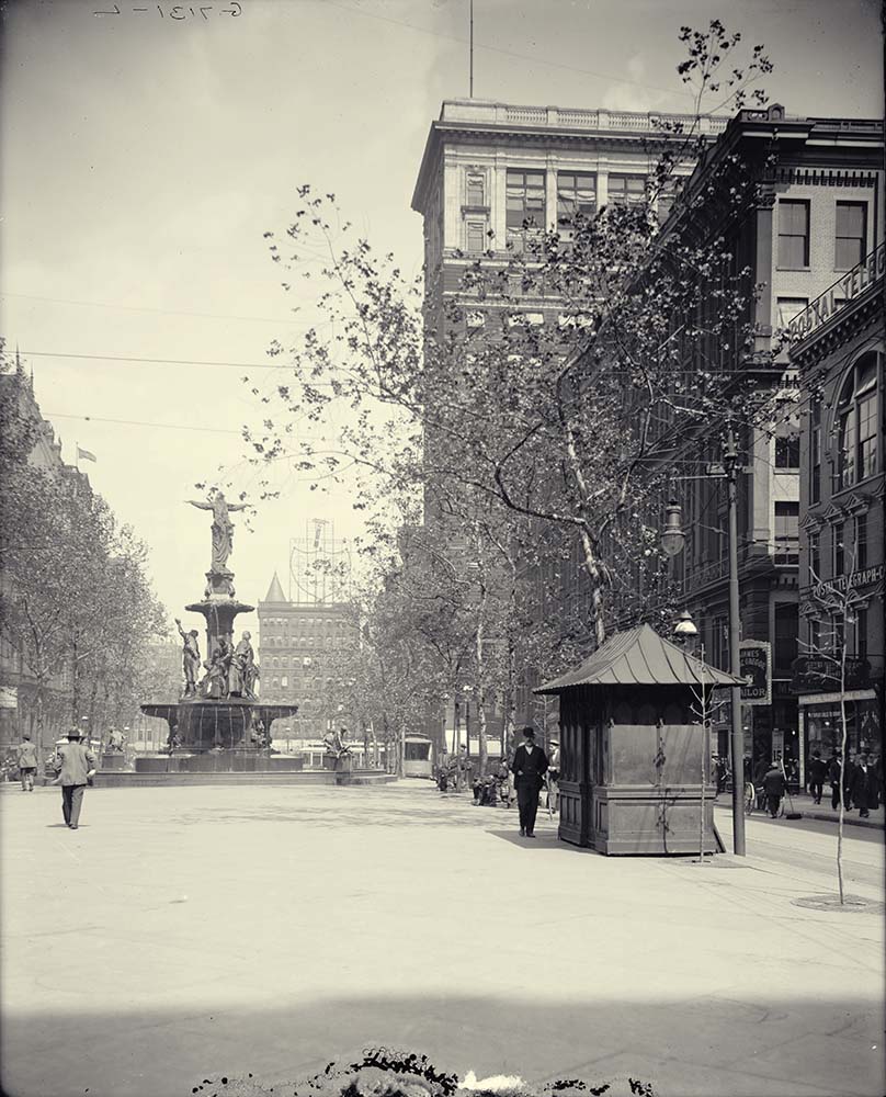 Cincinnati, Ohio. Fountain Square, between 1900 and 1915