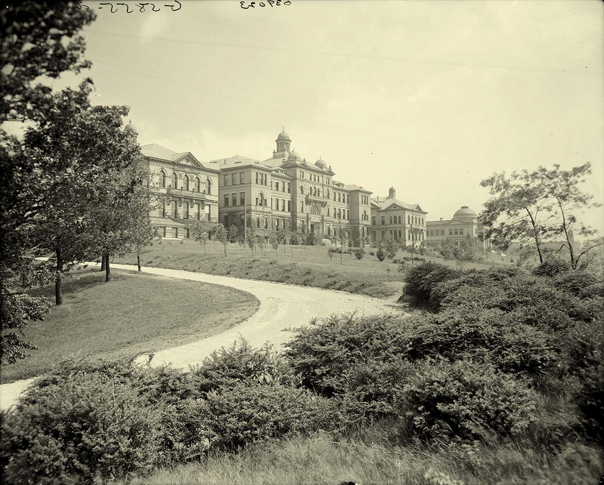 University of Cincinnati, Burnet Woods, between 1900 and 1915