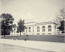 Columbus. Carnegie Library, between 1900 and 1910