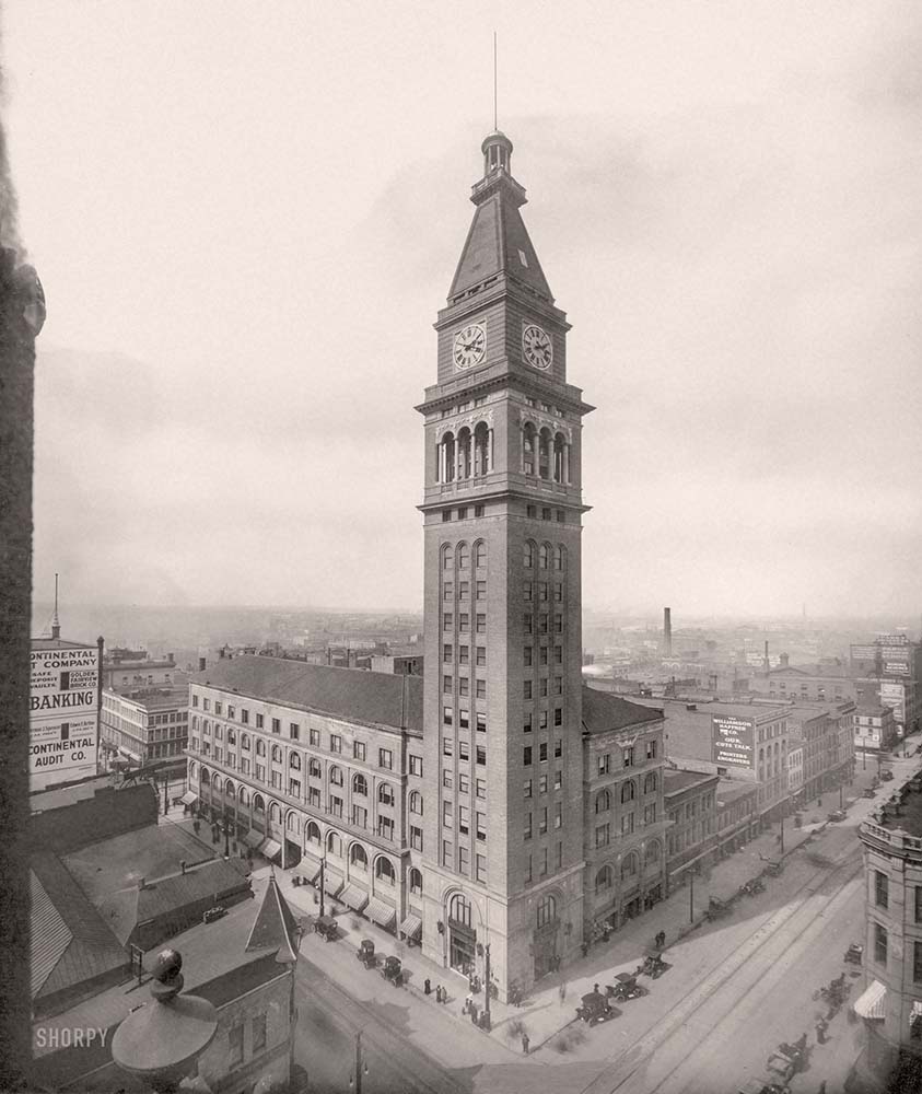 Denver, Colorado. Daniels & Fisher Stores Co, 16th and Arapahoe streets, circa 1910