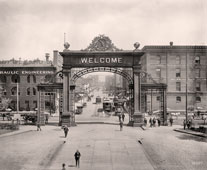 Denver. Welcome arch (Mizpah Arch) at Union Depot looking down 17th Street, 1908