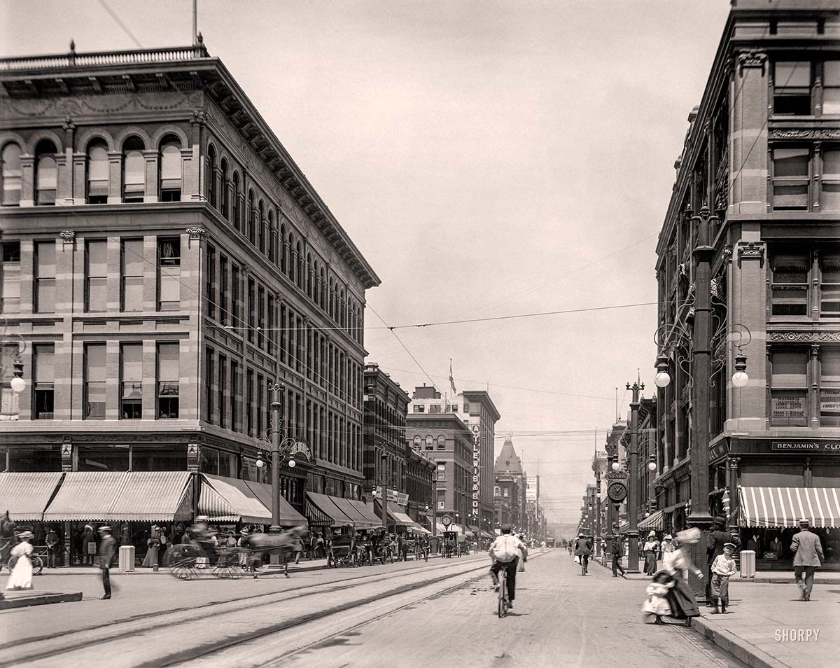 Denver, Colorado. Sixteenth Street at California Street, 1908