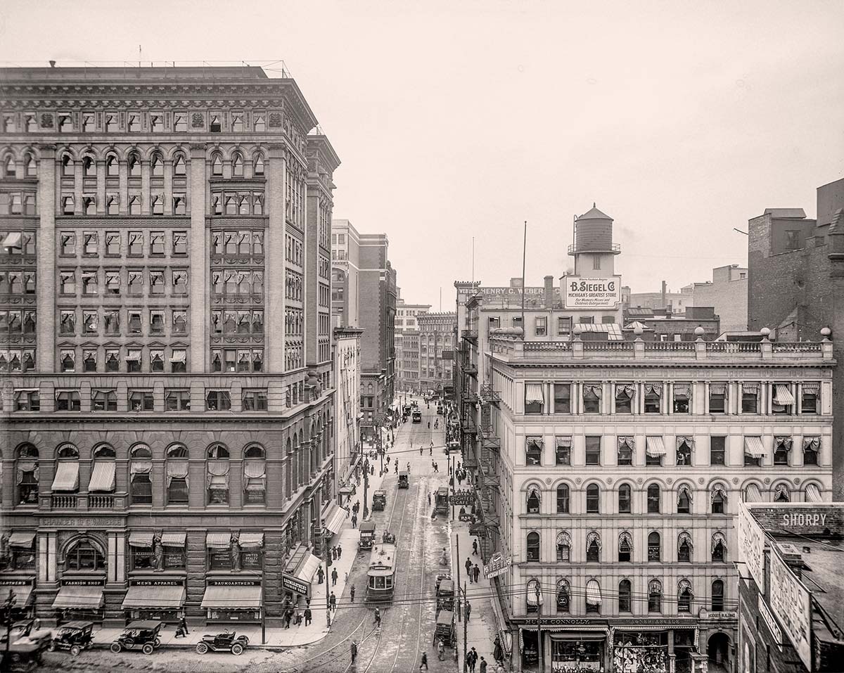 Detroit, Michigan. Chamber of Commerce, State and Griswold streets, circa 1910