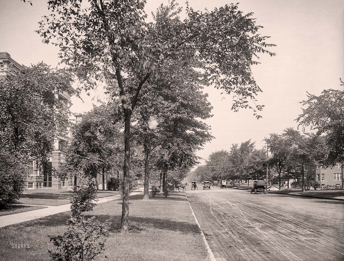 Detroit, Michigan. East Grand Boulevard, circa 1910